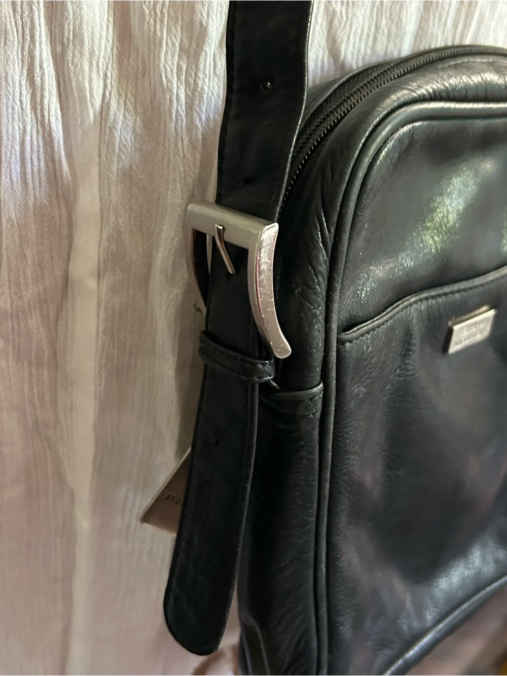 Stone Mountain Accessories Black Leather Crossbody Bag